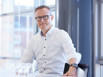 Kent Seriøs Siddende Skjorte